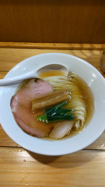 「塩そば 900円」@世田谷中華そば 祖師谷七丁目食堂の写真