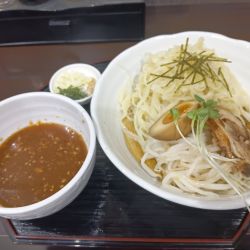 ざる満月らーめん・味噌󠄀だれ（¥900）