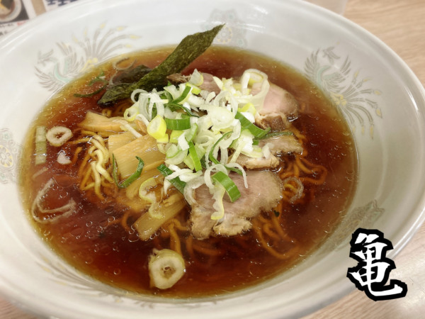 「醤油らーめん¥600」@亀 らーめんやさんの写真