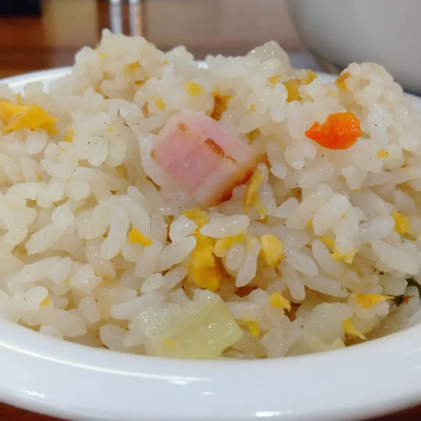 「#おまかせサービスライス #55円 #肉味噌ラーメン #10」@北海ラーメン蝦夷の写真