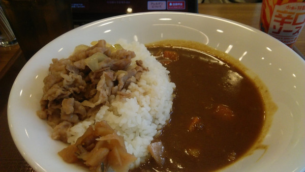 「牛カレー 並盛 780円」@すき家 亀戸駅北口店の写真