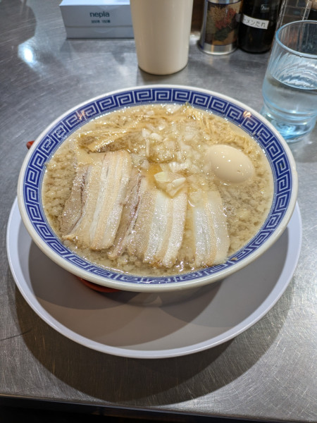 「背脂中華そば880円、味玉150円」@新潟発祥 なおじ 東陽町店の写真