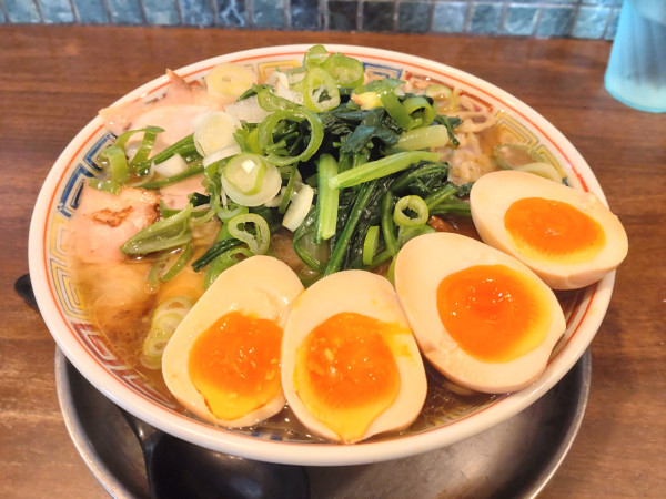 「みくちゃん味玉チャーシュー麺中盛」@麺屋みつば＋クローバーの写真