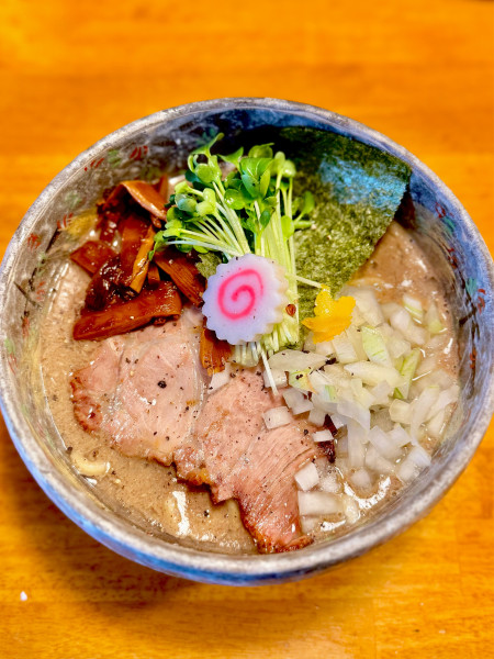 「燻製秋刀魚らーめん1,200円」@豚骨らーめん れんの写真