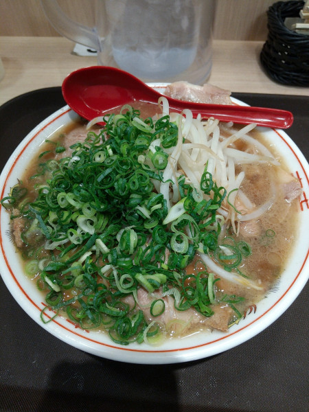 「醤油チャーシュー麺」@くじら食堂 お食事ちゅうぼうの写真
