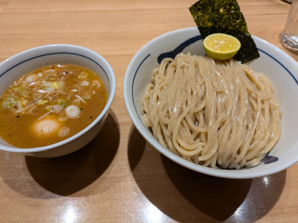 「味玉つけ麺大盛り（熱盛り）」@つじ田 大崎店の写真