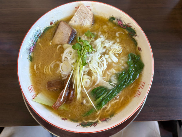 「UWO」@ラーメン専門店 E.Y 竹末の写真
