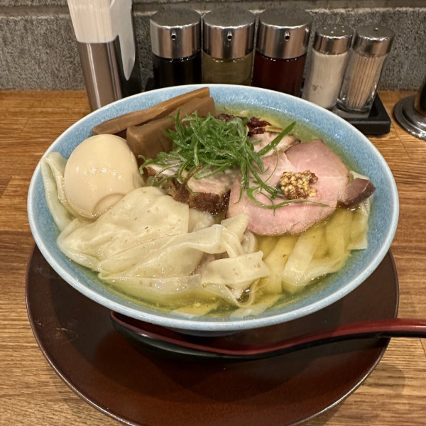 「地鶏中華そば」@麺処 青野の写真