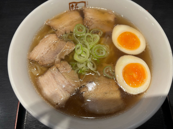 「味玉ラーメン@970」@喜多方ラーメン 坂内 大森東口店の写真