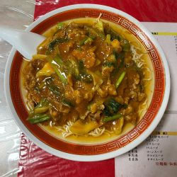 カレーそば(830円)