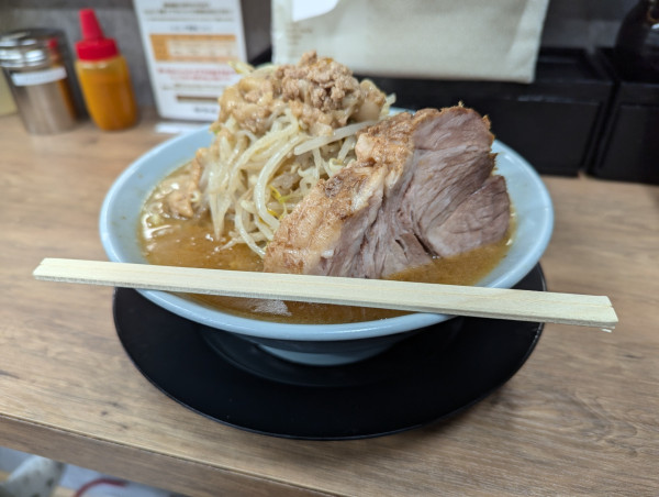 「味噌ラーメン(ﾔｻｲ)」@俺の生きる道 入谷店の写真