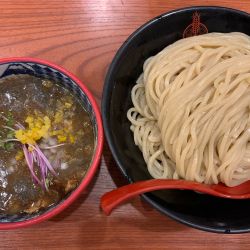 濃厚煮干しつけ麺(大盛り)