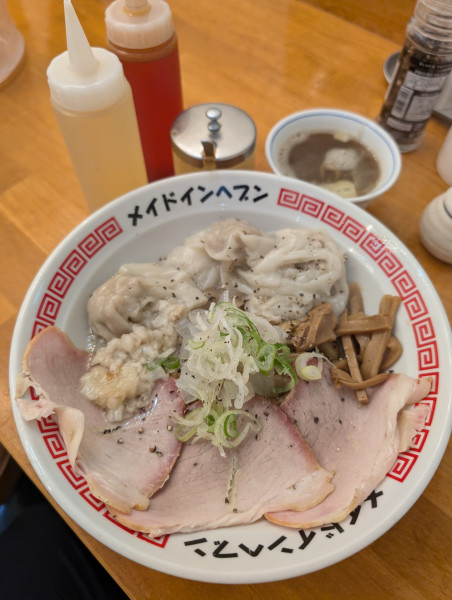 「油そば ＋ ワンタン」@和渦製麺の写真