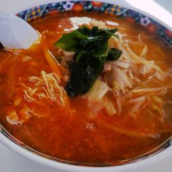 大辛みそラーメン 930円