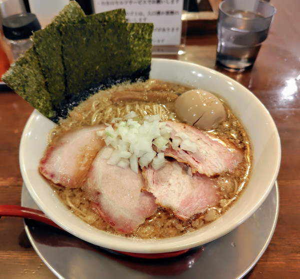 「特製背脂煮干しらーめん 1300円」@千葉房総 麺のマルタイの写真