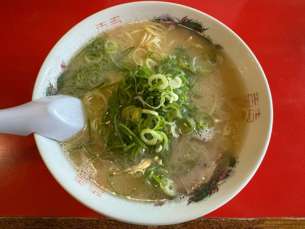 「ラーメン　660円」@長浜ラーメンはじめ 2号店の写真