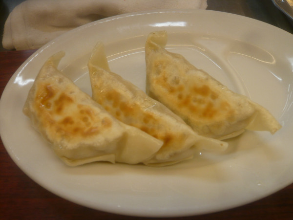 「肉餃子（3個）」@満北亭 新青海街道東大和店の写真