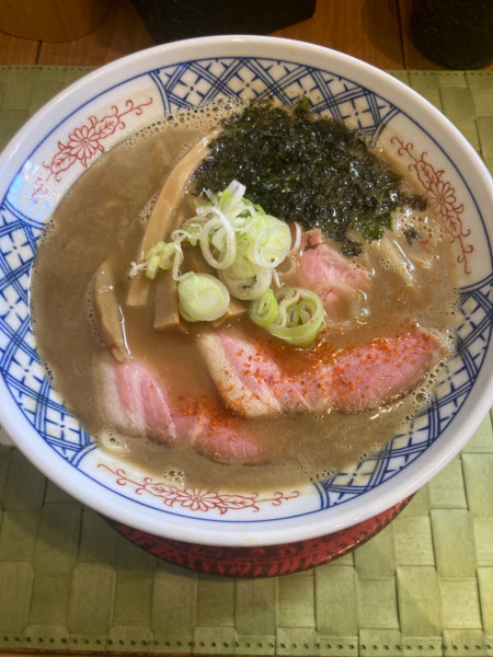 「煮干し中華」@らぁ麺や 汐そば雫の写真