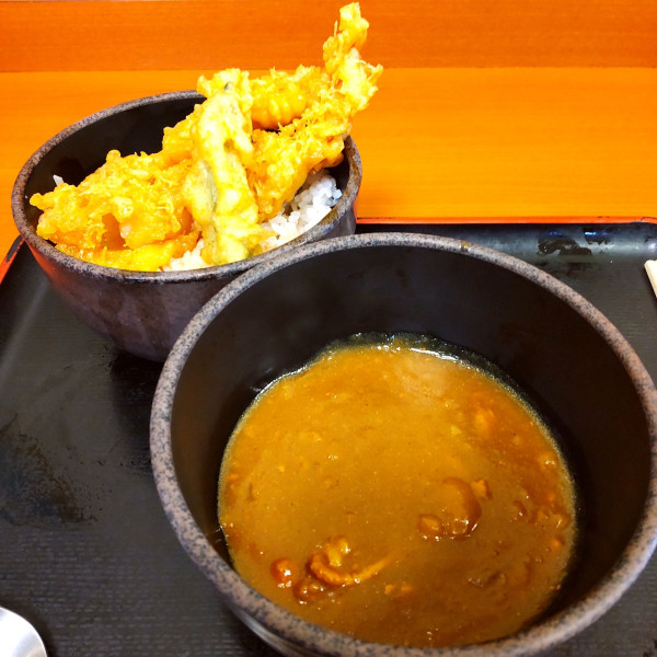 「ミニ天丼（￥480）＋カレールー（クーポン）」@ゆで太郎 大鳥居店の写真