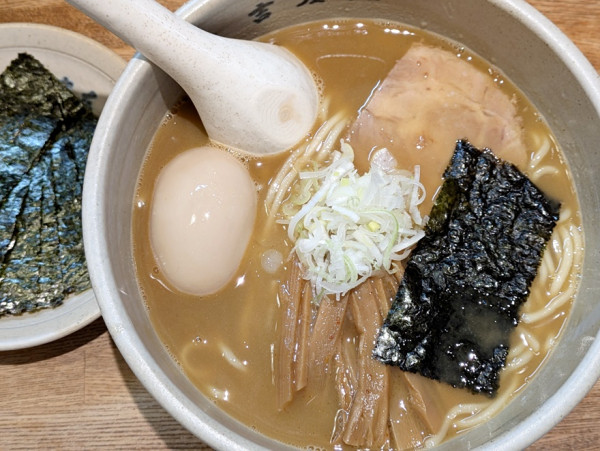 「味玉らーめん＋のり」@麺屋吉左右の写真