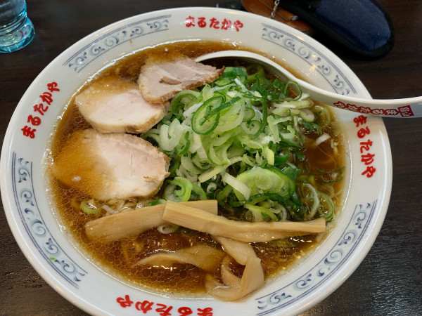 「ネギラーメン特盛硬め濃いめ」@まるたかや 牛島本店の写真