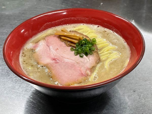 「豚骨醤油ラーメン」@Ramen Street 桜の写真