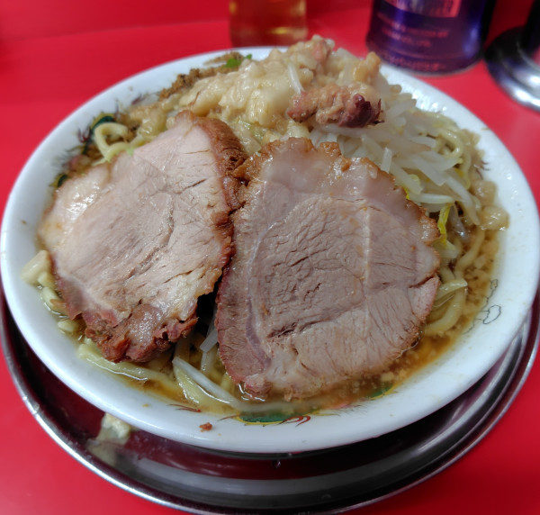 「ラーメン 830円」@麺でる 田園調布本店の写真