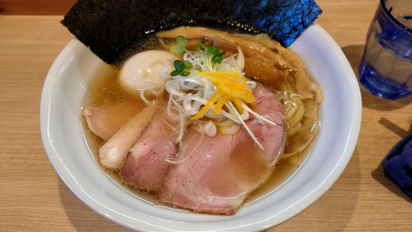 「特製白醤油らーめん+煮干和え玉」@麺処 しかての写真