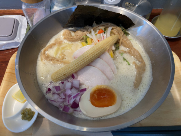 「鶏白湯ラーメン」@鶏白湯らーめん 神田。の写真