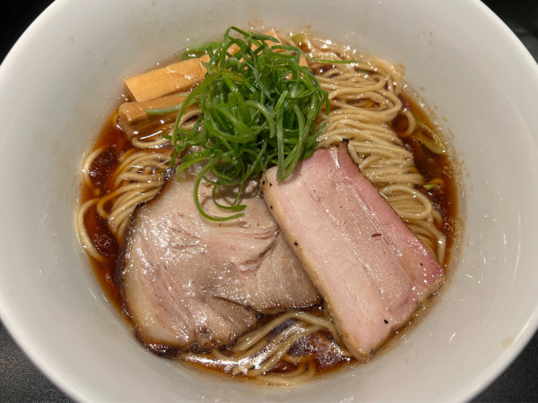 「鴨だし中華そば 醤油」@鴨中華そば 楓の写真