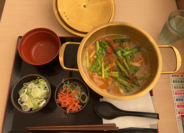「もつ鍋らーめん たっぷり薬味ねぎ」@ゆで太郎 佐倉岩富店の写真