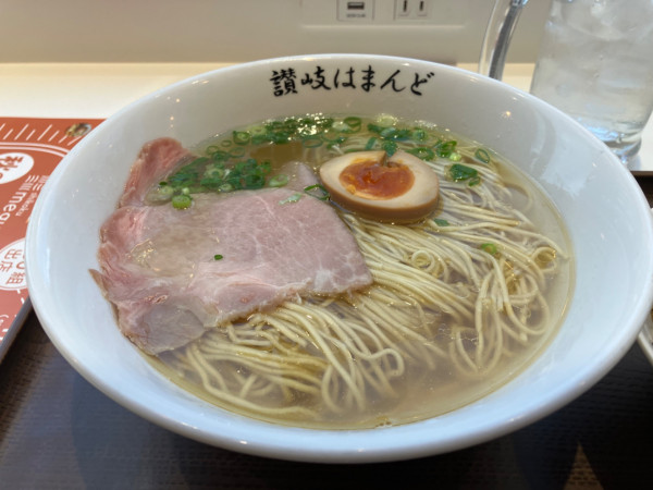 「ラーメン大盛り」@讃岐ラーメン はまんど 高松駅ビル出張所の写真