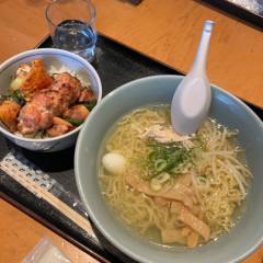 むろまち鳥やの画像