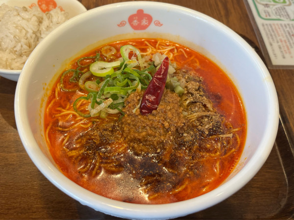 「鬼・担々麺 麺とごはんのセット」@香家 目黒東口店の写真
