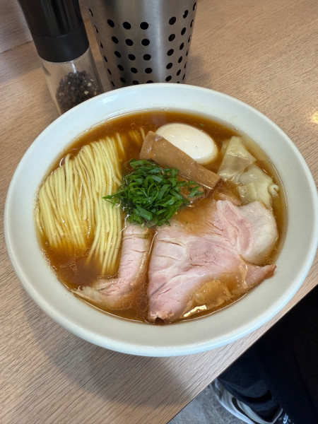 「特製醤油ラーメン」@麺笑巧真の写真