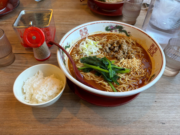 「麻辣担々麺大盛（1130）小ライス（100）」@ラーメン サカモトの写真