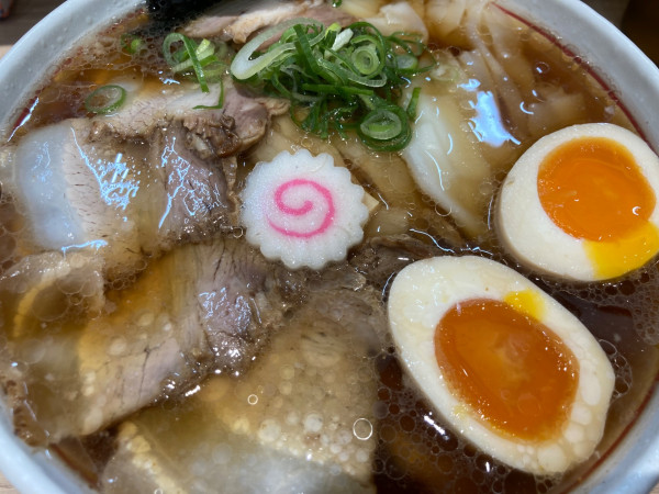 「特製中華そば」@山形中華そば 麺や 一球の写真