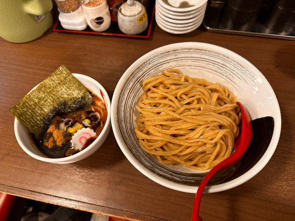 「黒濃厚魚介つけ麺」@麺屋 誠の写真