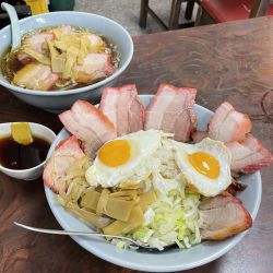 スペシ酔来丼 950円 + 焼豚メン 800円