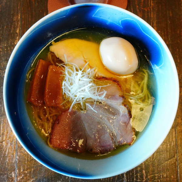 「味玉らぁめん（塩）＋味玉＋クラフトビール②」@ramen case-Kの写真