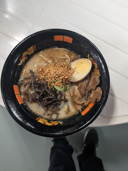 「味千ラーメン」@三宝苑 バックスタンド2階コンコース売店の写真