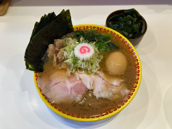 「特上ラーメン」@ラーメン 三浦家の写真
