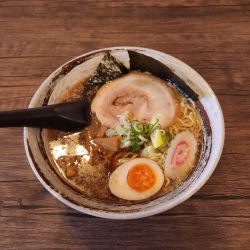 Green Pepper в X: „先日、ラーメン大好き小池さんが、小池の