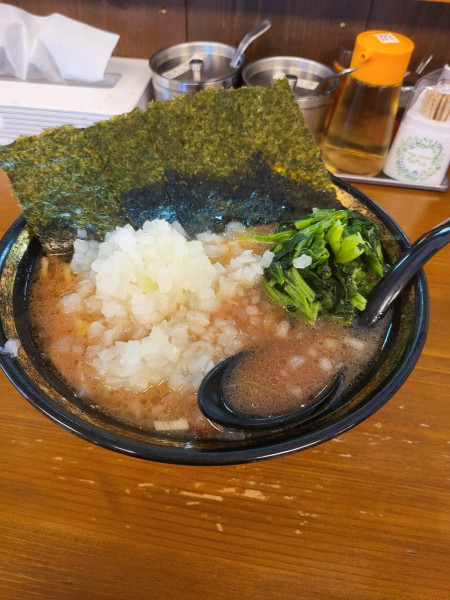 「ラーメン(並)」@ラーメンとむのの写真