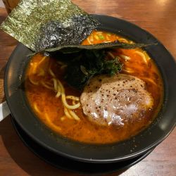 焦がしニンニク麻辣麺（固め）950円