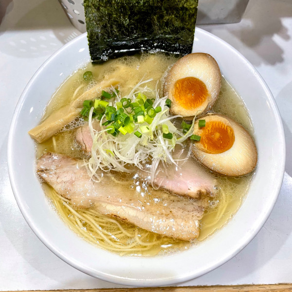 「塩らーめん (あっさり)」@麺屋 扇 SENの写真