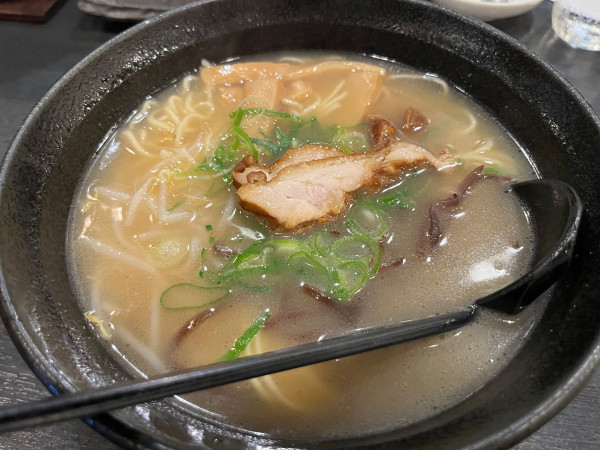 「とりラーメン」@鳥せい 本店の写真