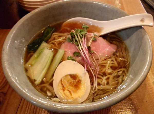 「まるお醬油ラーメン」@RAMEN&BAR maruoの写真