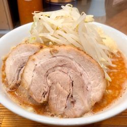 小辛味噌ラーメン　1020円