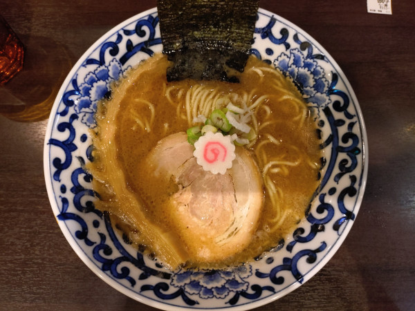 「濃厚らー麺」@東京駅 斑鳩の写真